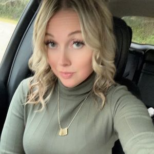 Meet your Posher, Brittany